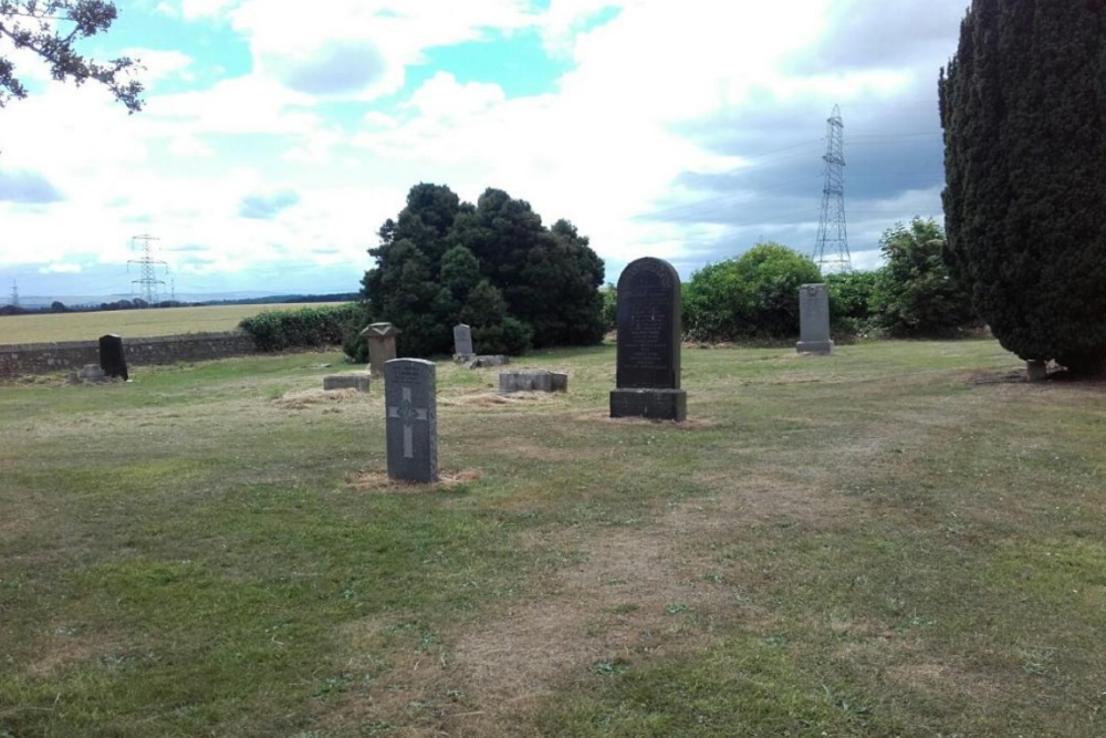 Commonwealth War Grave Elphinstone Cemetery #1