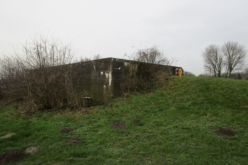 Machine Gun Casemate Vreeswijk West