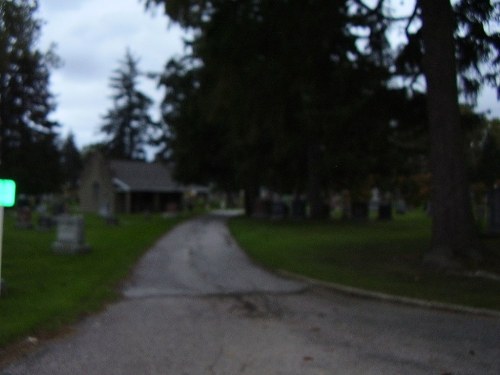 Commonwealth War Graves Maple Leaf Cemetery