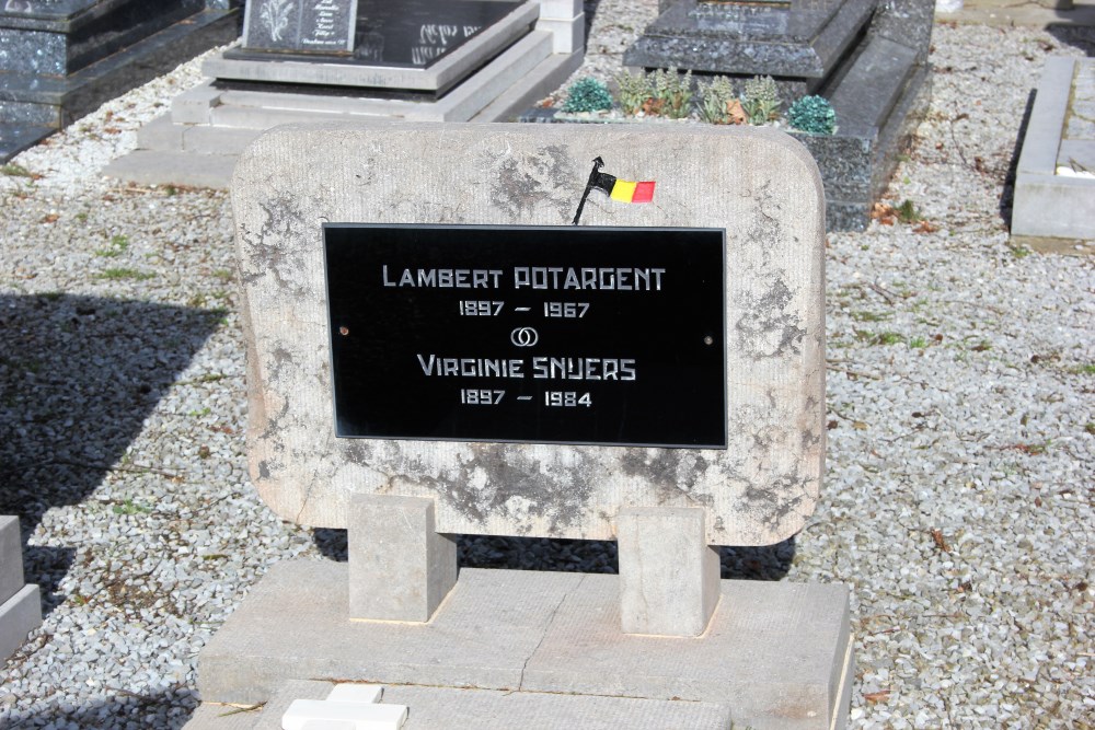 Belgian Graves Veterans Ordingen Cemetery #2