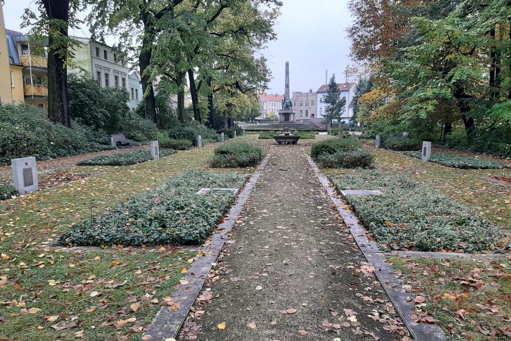 Sovjet Oorlogsbegraafplaats Brandenburg an der Havel #4