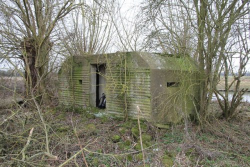 Pillbox FW3/24 Radcot #1