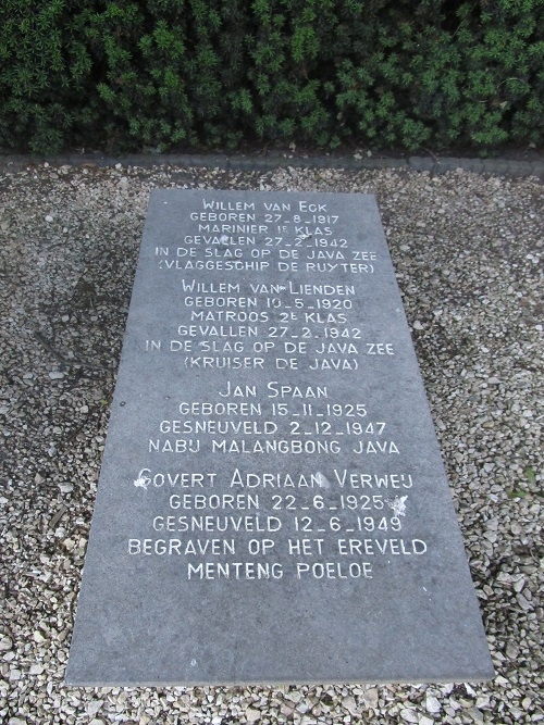 Dutch Resistance Monument Zwammerdam #4