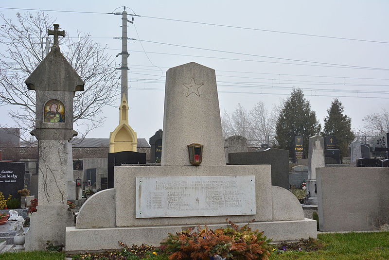 Russian Mass Grave Gumpoldskirchen