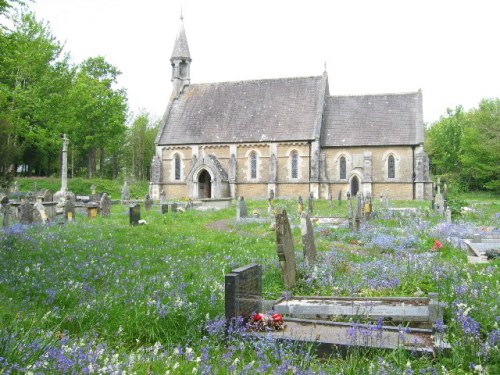 Oorlogsgraf van het Gemenebest St. Teilo Churchyard #1