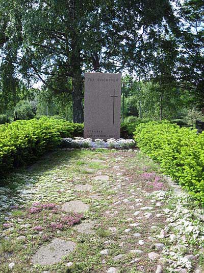 Mass Grave Finnish Soldiers Houtskari #1