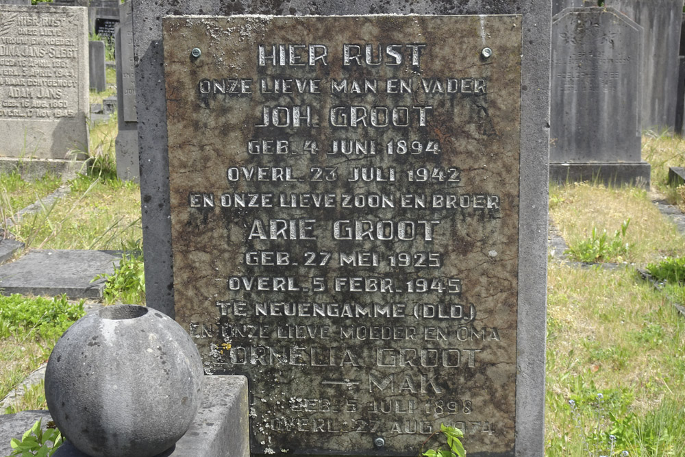 Dutch War Graves Old General Cemetery Hoorn #4