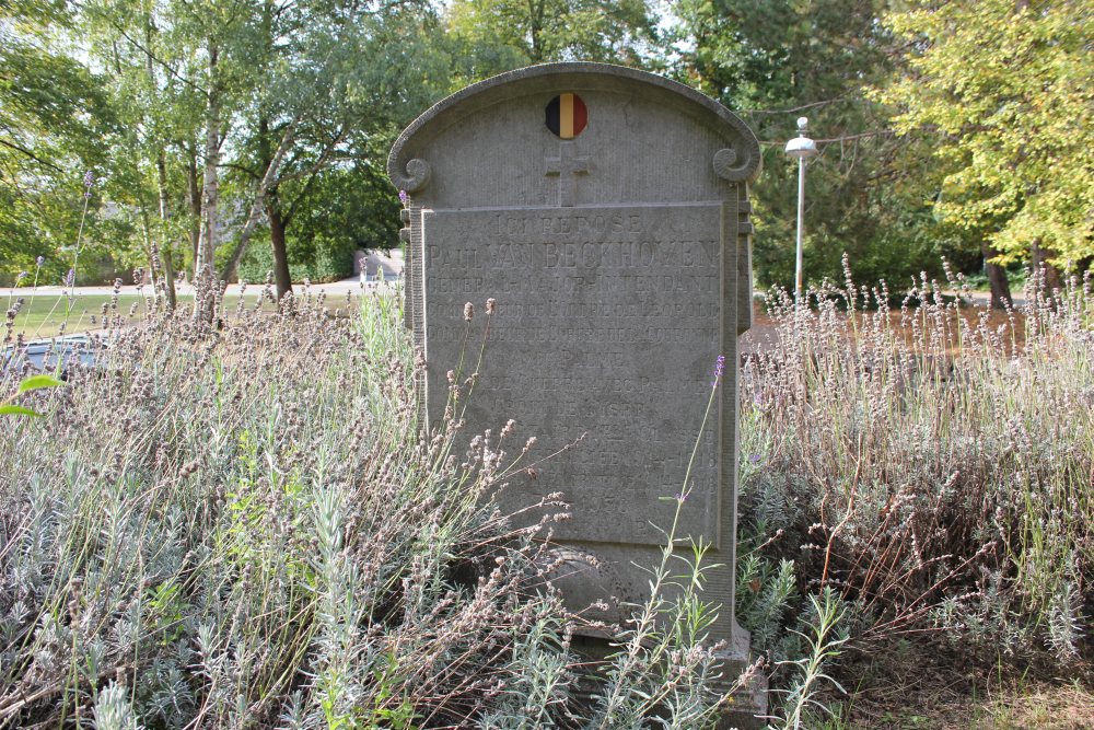 Belgische Graven Oudstrijders Rosières Kerkhof #4