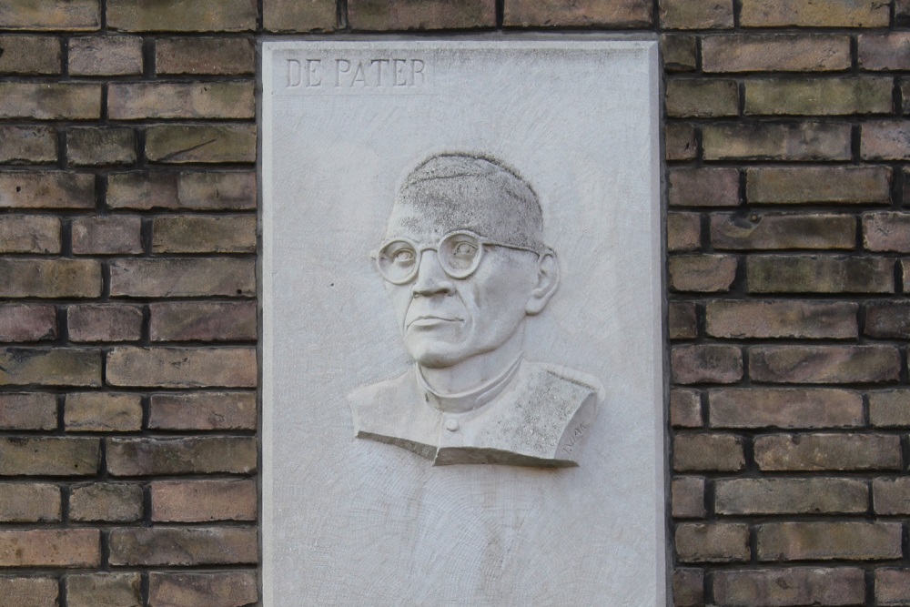 Memorial Father Alphonsus Averdieck Roosendaal