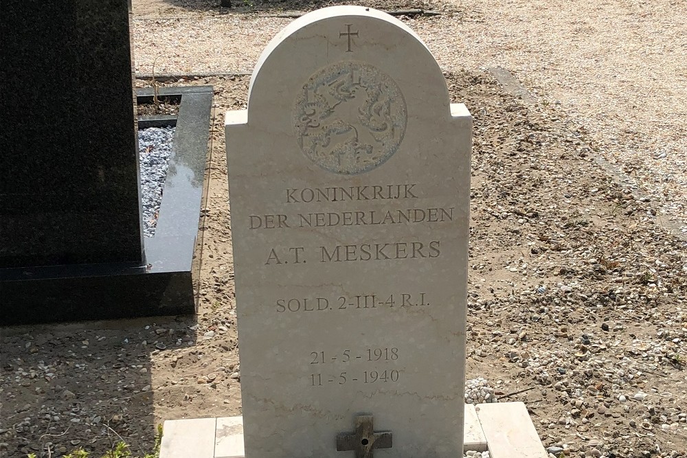 Dutch War Graves Roman Catholic Cemetery Hillegom #2