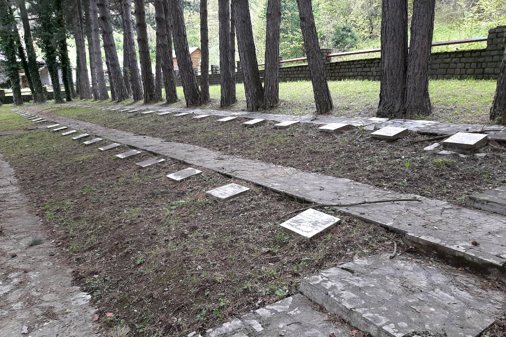 Montenegrin Partisans Cemetery Grotulja Podbiće #4