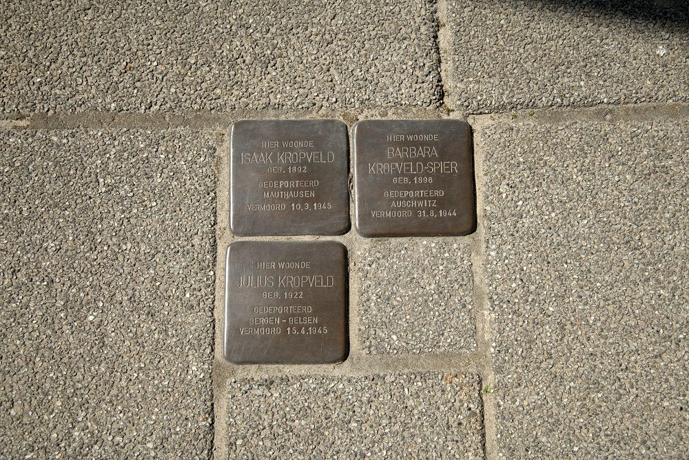 Stumbling Stones Westerstraat 16 (now Schimmerweg 2)