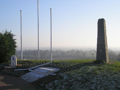 War Memorial Hottot-les-Bagues #1