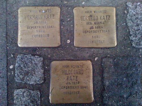 Stolpersteine Loogestieg 3