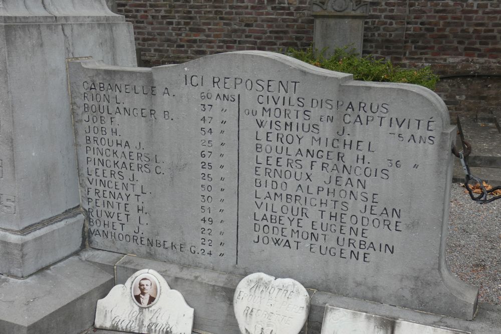 Belgian War Graves Lorette cemetery Vis #5