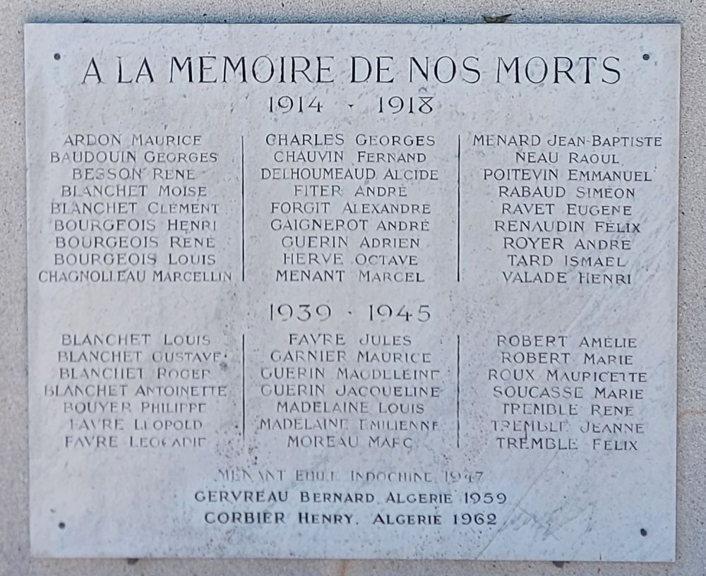War Memorial Vaux-sur-Mer #3