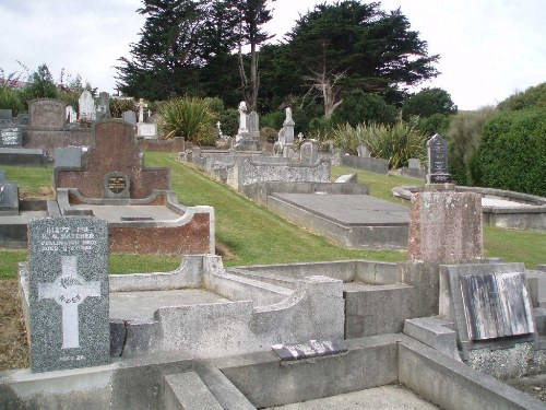 Commonwealth War Grave Portobello Cemetery #1