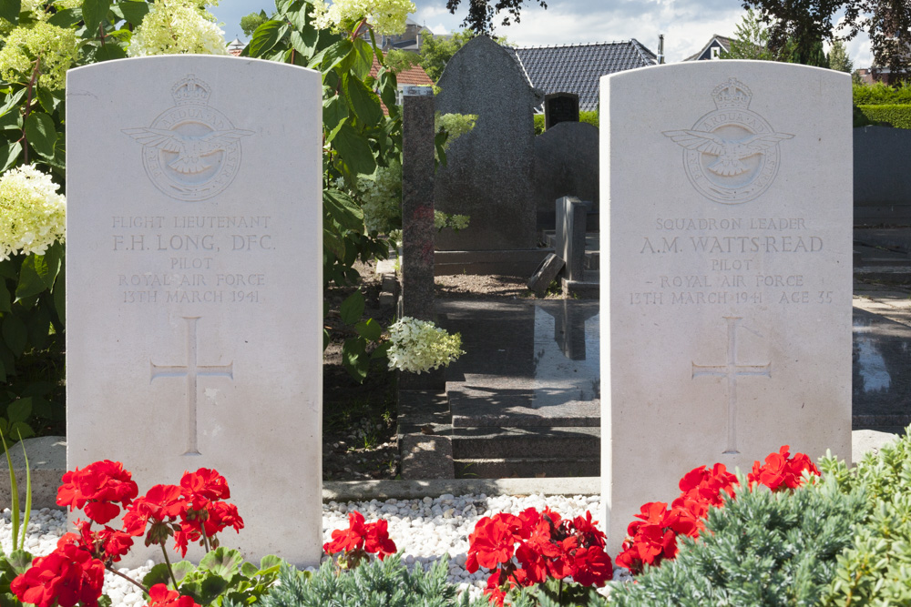 Commonwealth War Graves Protestant Cemetery Denekamp #2