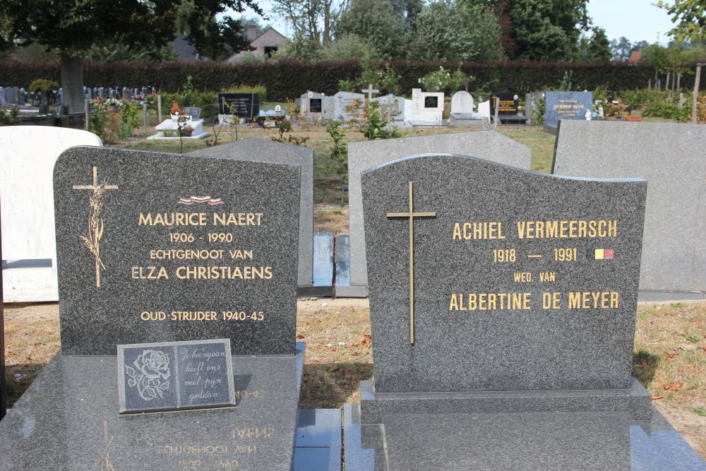 Belgische Graven Oudstrijders Machelen-aan-de-Leie Begraafplaats #5