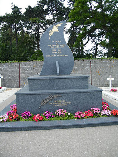 War Memorial Cemetery Le Crotoy #1