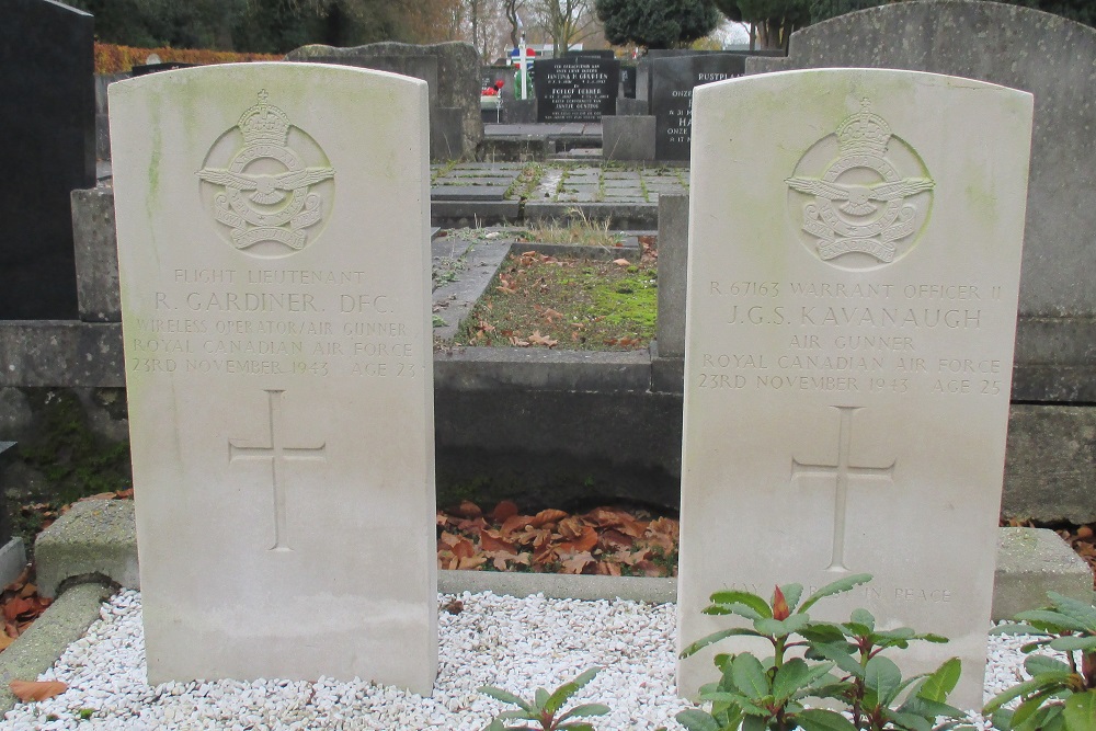 Commonwealth War Graves General Cemetery Ter Apel #2