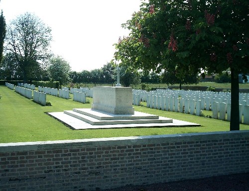 Commonwealth War Graves Busigny Extension