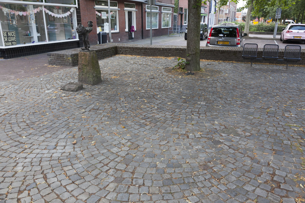 Stumblingstones Bisschopstraat 25 #2