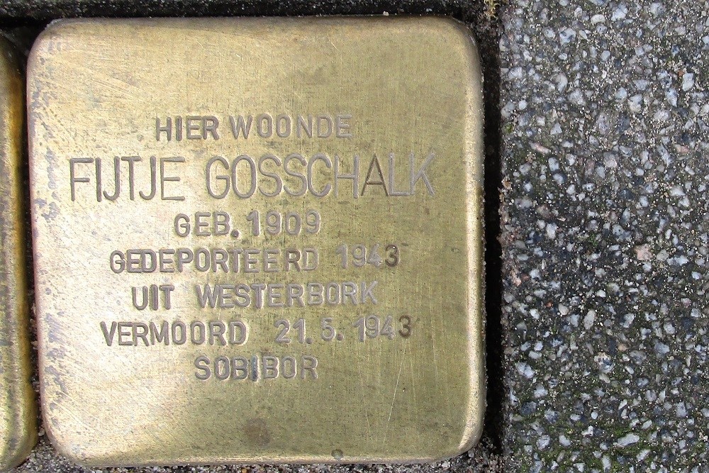 Stolpersteine Slaghekstraat 135B #4