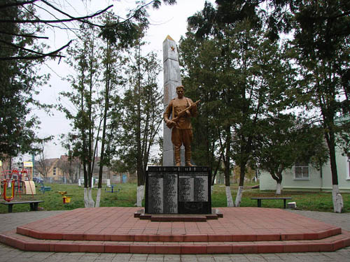 Mass Grave Soviet Soldiers & War Memorial