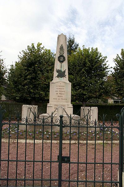 Oorlogsmonument Maule #1