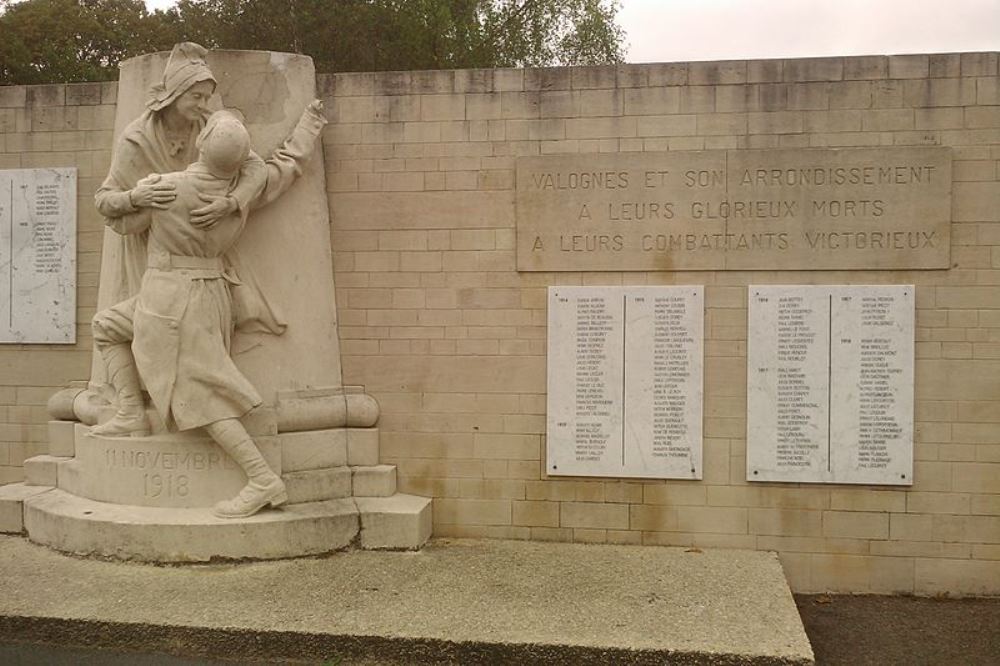 Monument Eerste Wereldoorlog Valognes #1