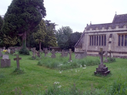 Commonwealth War Graves St. Peter Churchyard