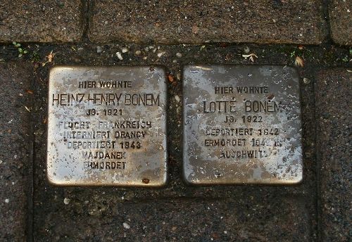 Stolpersteine Nauwieser Platz 11-13