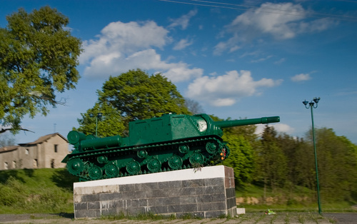 Bevrijdingsmonument (ISU-152) Ostropol #1