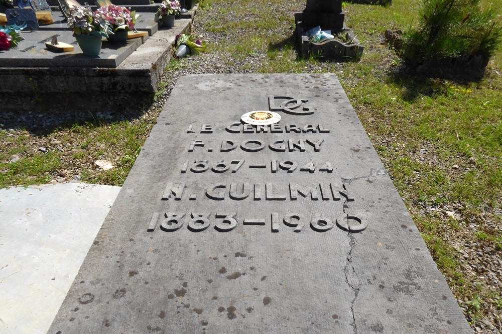 Belgian Graves Veterans Mazée #2