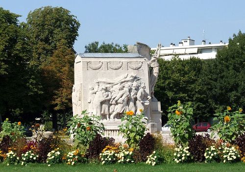 War Memorial Dijon #1