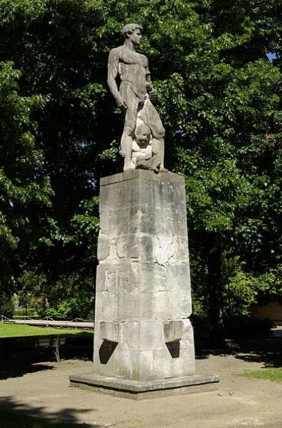 Oorlogsmonument 8. Infanterie Regiment