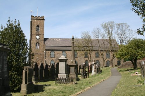 Oorlogsgraven van het Gemenebest St. James the Great Churchyard