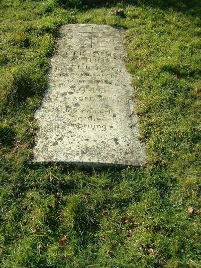 Commonwealth War Grave St Thomas Churchyard #1