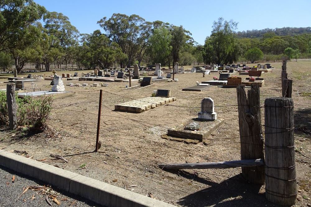 Oorlogsgraf van het Gemenebest Denman Cemetery #1