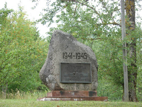 Oorlogsmonument Čornaja #1