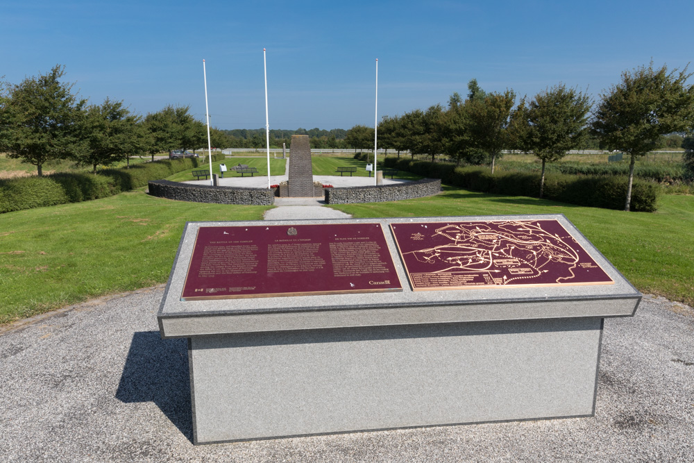 Memorials Sloedam 'The Causeway'