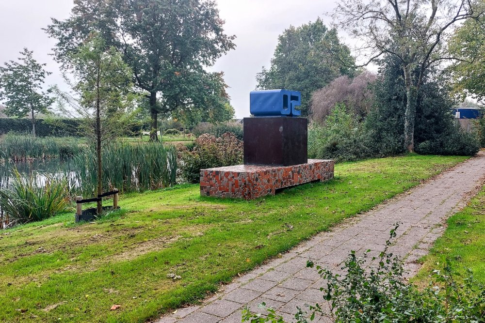Peace monument Nijkerk #4
