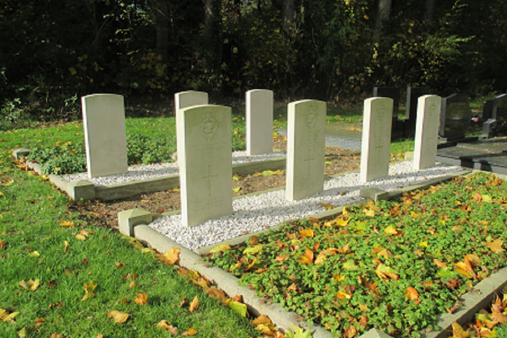 Commonwealth War Graves Municipal Cemetery Gieten #1