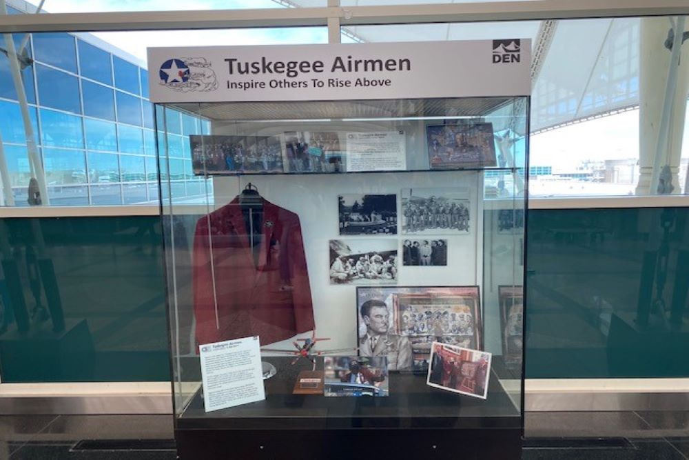 Vitrine Tuskegee Airmen Informatie #1