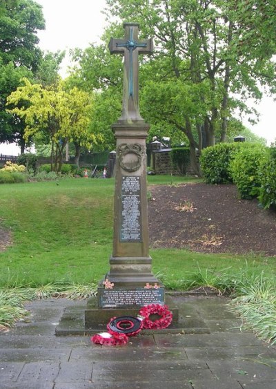 Oorlogsmonument Skelmanthorpe #1
