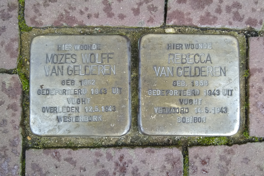 Stolpersteine Tollenstraat 1