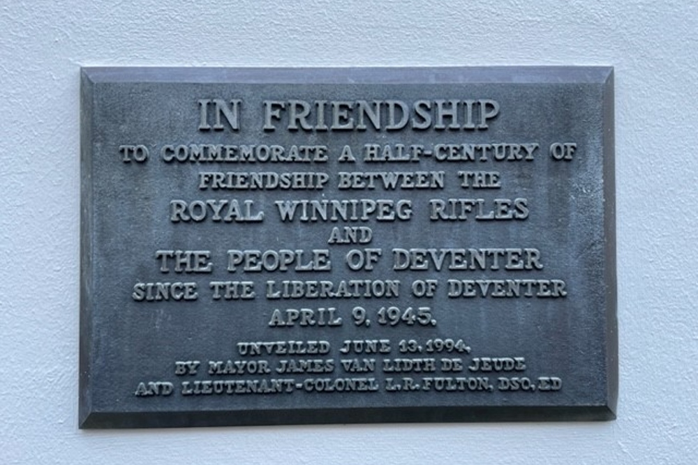 Gedenkteken Royal Winnipeg Rifles #1