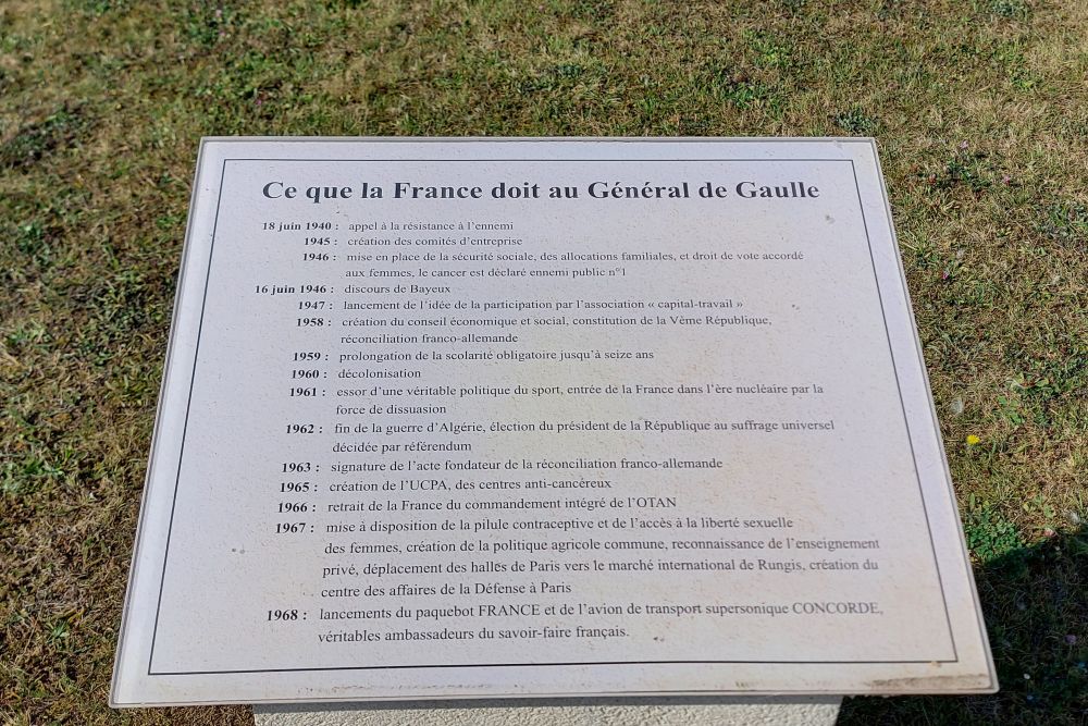 Monument Charles de Gaulle Saint-Vigor-le-Grand #3