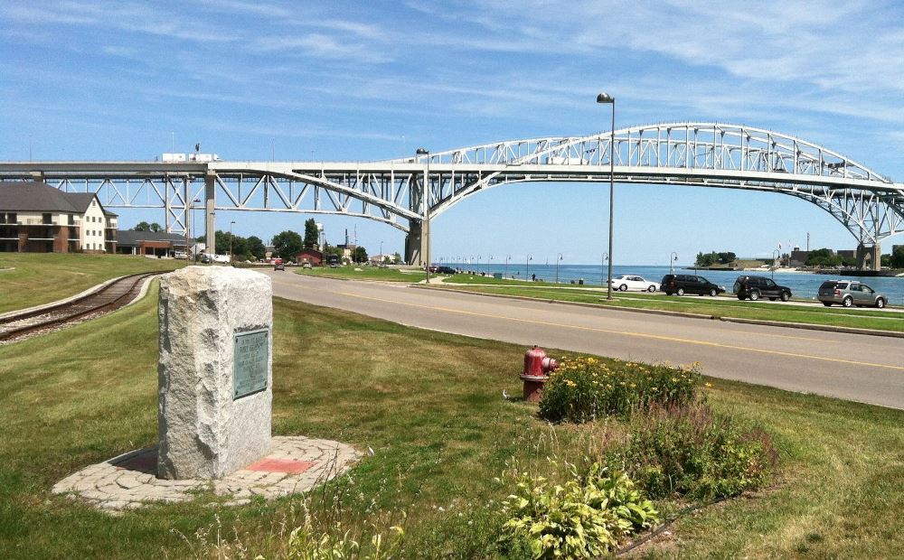 Monument Fort Gratiot